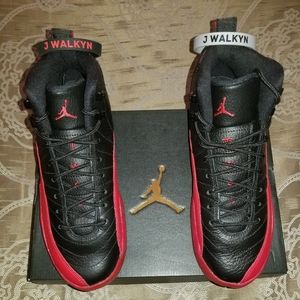Air jordan retro 12 flu game shoes